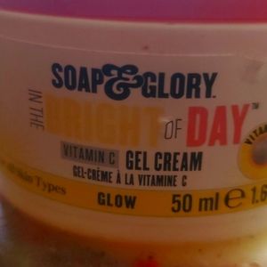 SOAP & GLORY  IN   IN THE BRIGHT OF DAY VITAMIN C GEL CREAM /FOR ALL  SKIN TYPES